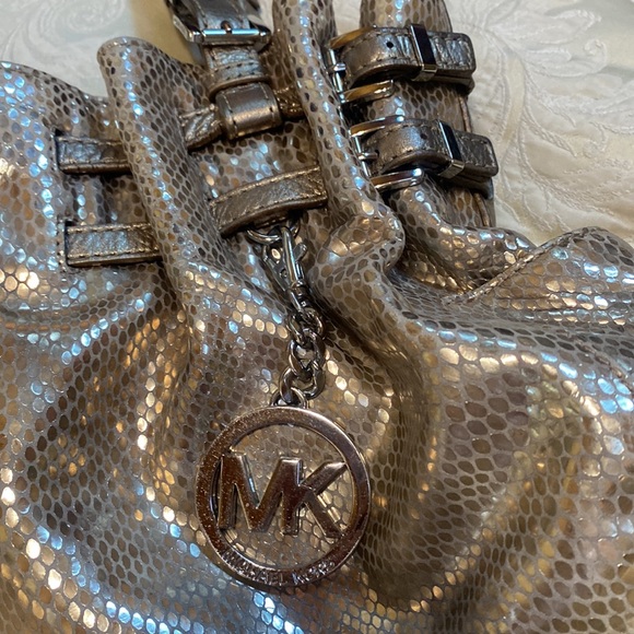 Michael Kors Leather large pale metallic gold “Reptile “ purse - Picture 2 of 13